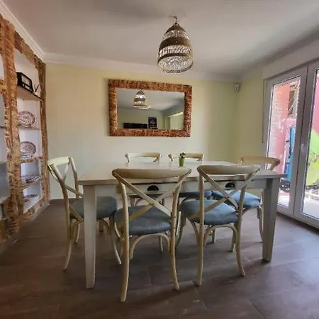 Apartament Playa Y Cultura En El Cabanyal Alquiler De Temporada Familiar