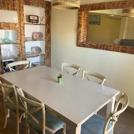 Playa Y Cultura En El Cabanyal Alquiler De Temporada Familiar Walencja