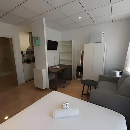 11 Nights * Valencia