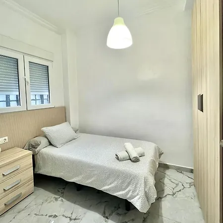 Luminoso Cerca De La Playa Y Puerto * 瓦伦西亚