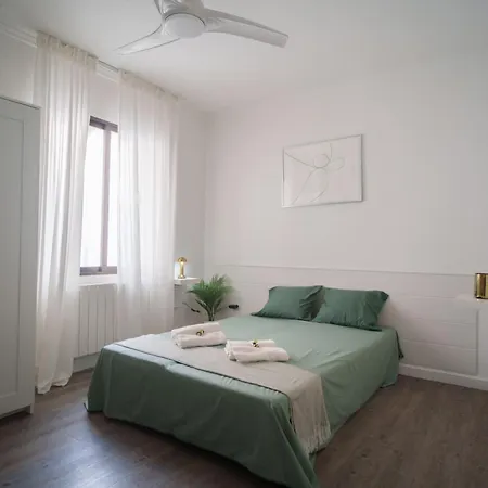 Recently Renovated Near The Apartment