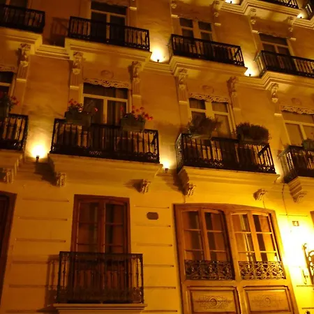 Hotel Ad Hoc Monumental 1881 3*