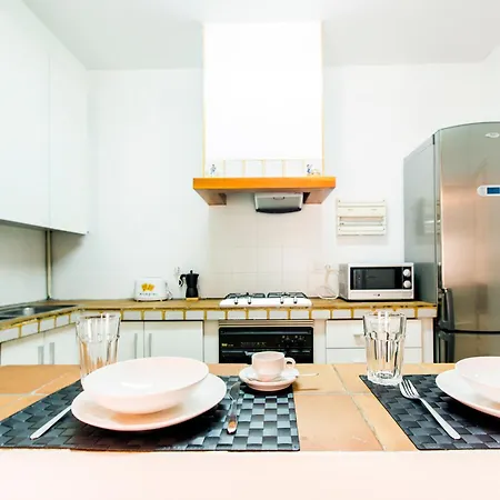 Total Charming فالنسيا