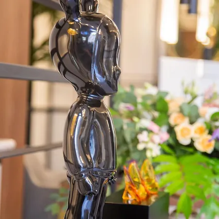 מלון Myr Palacio Vallier