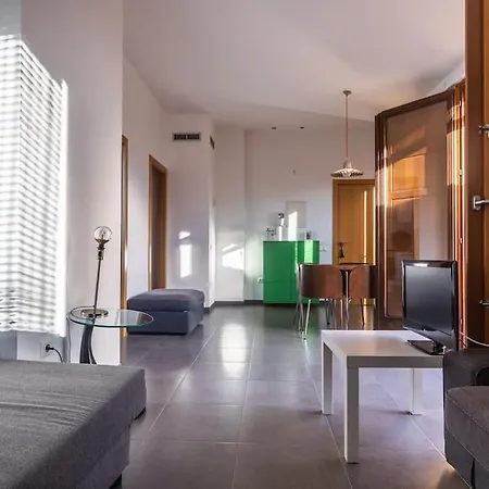 Apartment Attic Ciutat Vella/wifi/city Center *