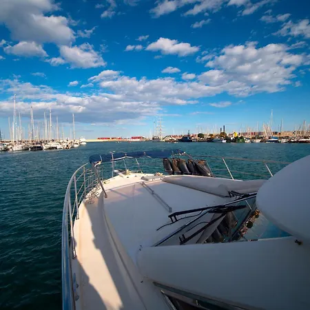 Hotel en barco Master&commander