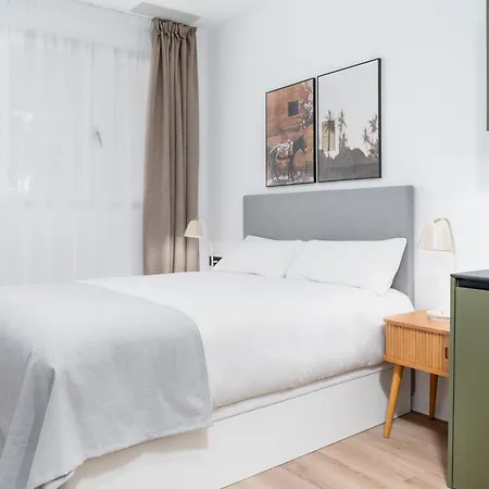 Апартаменты Limehome Carrer D'antonio Ferrandis