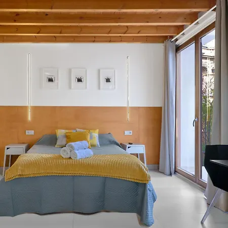 Apartment Loft Elegante En Plaza Del Carmen F3 Valencia