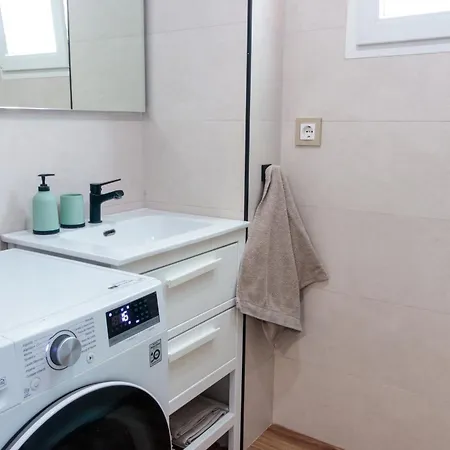 Precioso Atico En Valencia. فالنسيا