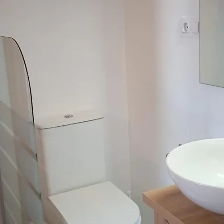 Y Suite. Upv, Uv Y Playa * Valência