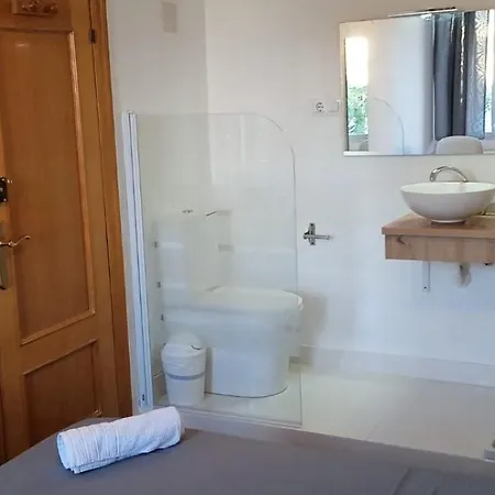 Casa de hóspedes Y Suite. Upv, Uv Y Playa Valência