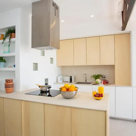 Apartment Singularstays Tinglado Ii *