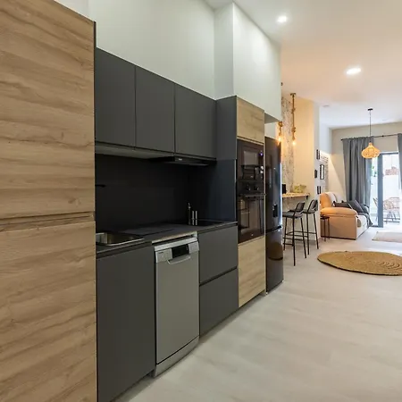 Con Piscina Y Terraza * Valencia