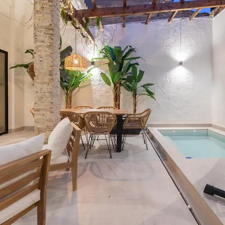 Con Piscina Y Terraza Apartman Valencia