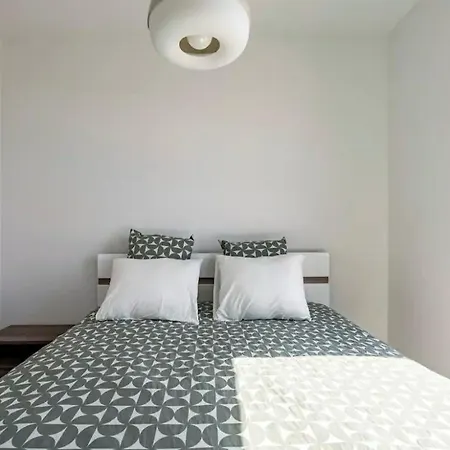 Time Suits With Beautiful View And Pool Appartement *