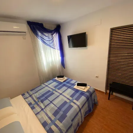 Con Cocina Y Bano Privado De Temporada Vacaciones Largas Long Desde 11 Noches Lägenhet