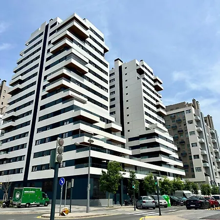 Apartamento Elegante Duplex - Piscina - Ciencias - Roig Arena *