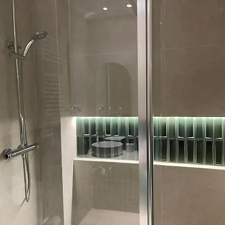 Osito Hub - Pintor Nicolau Apartman *