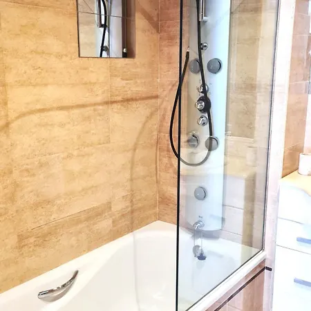 Apartment Luxury A40-28 With Terrace And Sea Views