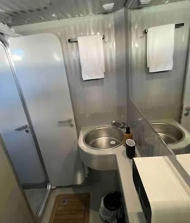 Πλωτό κατάλυμα Barco Playa Βαλένθια