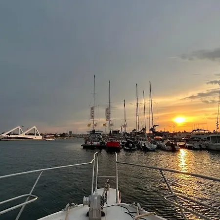 Bådhotel Barco Playa Valencia