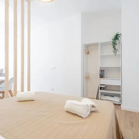 Appartement Mediterraneum D *