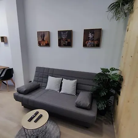 Amarillo - - Turia Park By Rio Turia * Valencia