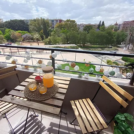 Luxotica Gardens Apartment Valencia