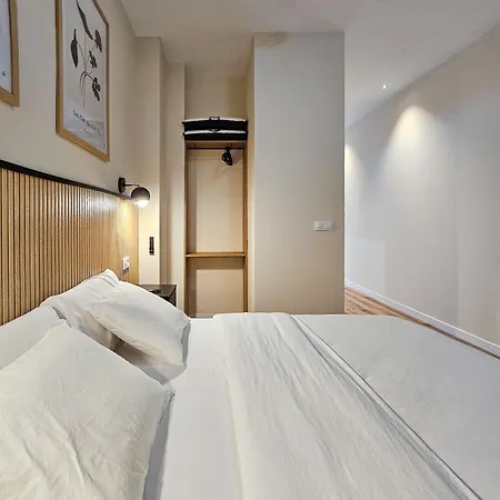 Pivote Flats - Marina B Apartment