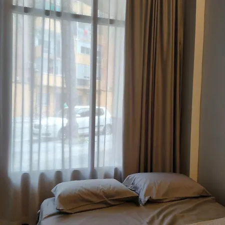 Acogedor Apartamento Cerco De Aquapark Валенсия