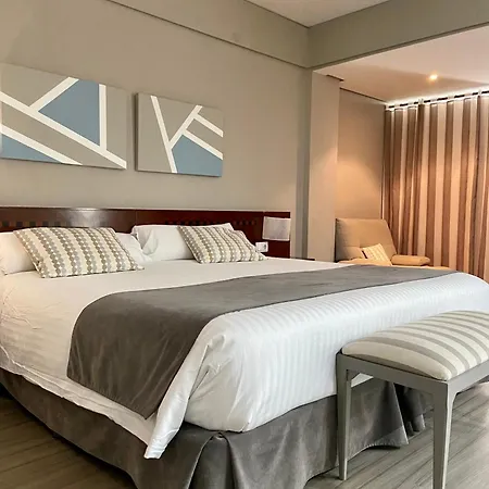 Sweet Renasa Hotell