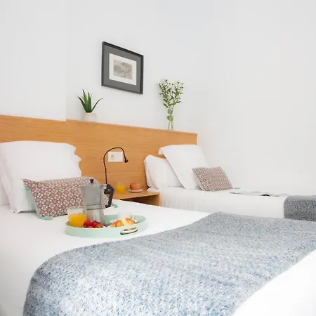 Singularstays Mar44