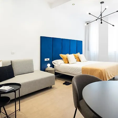 Blanq Marina Lejlighedshotel