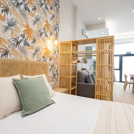 Florit Flats - The Trafalgar Apartment Valencia