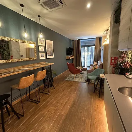 Magnifica Vivienda A Estrenar Junto A Plaza Espana Valenza