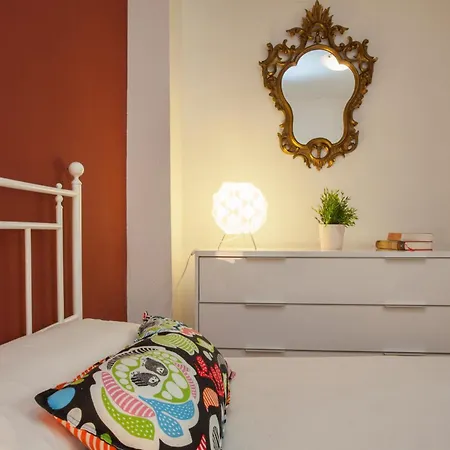 Singular Jorge Juan * Valencia