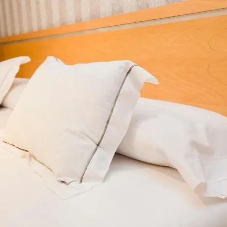 & Co. J. Botanico Boutique Hotell
