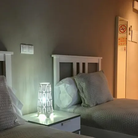 Md Modern - Jardines Hotel