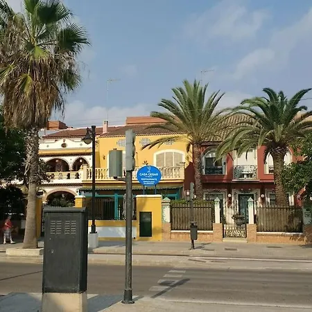 Playa Malvarrosa House *