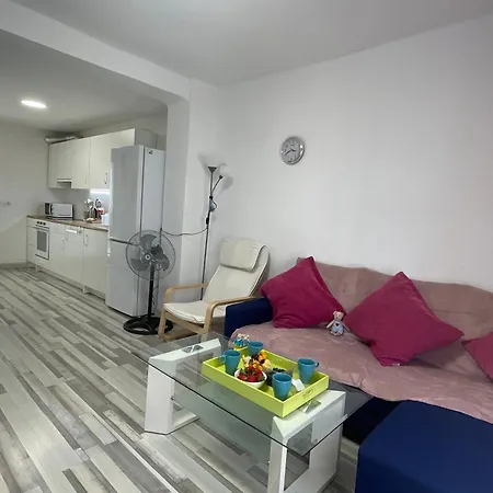 Piso Tranquilo Y Luminoso En Lägenhet