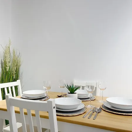 Encantador Vigas De Madera Apartment *
