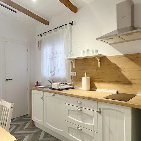 Encantador Vigas De Madera Apartment *
