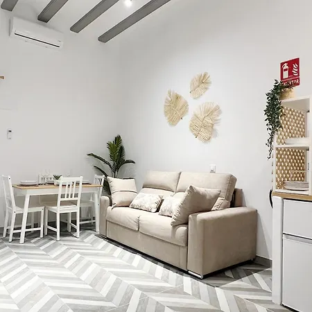 Encantador Vigas De Madera Apartment
