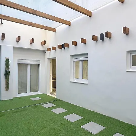 Apartamento Encantador Vigas De Madera