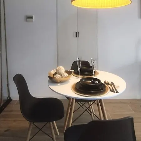Elegante Bajo En فالنسيا