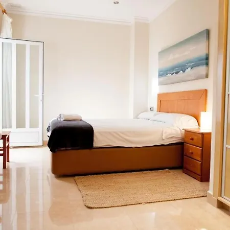 Casa En La Playa De Con Piscina Propia