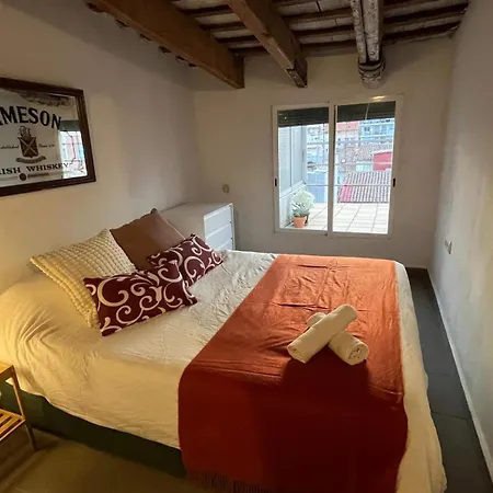 Hermoso Piso En El Cabanal * Valenza