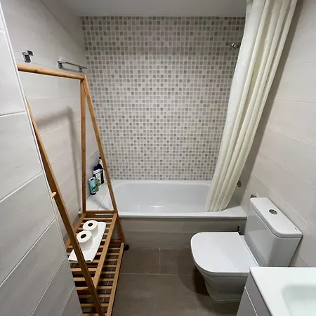 Homestay Doble Con Bano Privado En Port & Arts Valencia