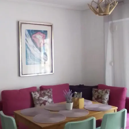 Apartmán Spacious Flat In The Center *