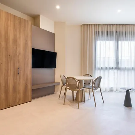 North Station Pen-suites * Valencia